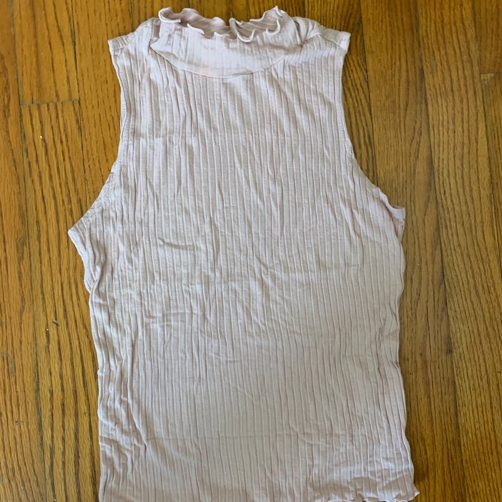 Blush pink lettuce hem mock neck tank